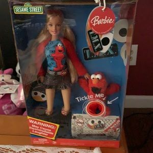 Barbie Sesame Street Tickle Me Elmo Brand New